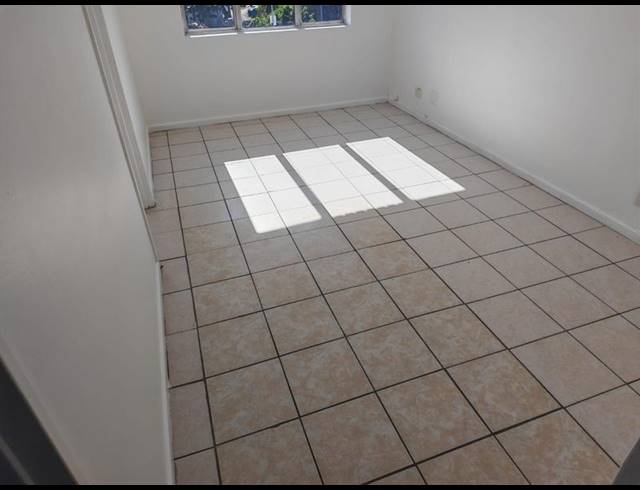 2 BEDROOM PROPERTY TO RENT IN OVERPORT